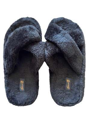 Seven7 crisscross slide on slippers brand Black Size 10